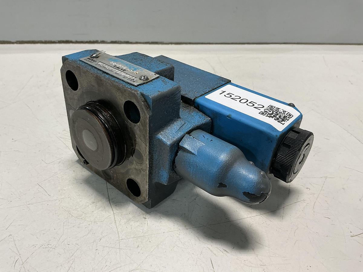 Used VICKERS DG4V-3-2AL-M-U-HL7-60