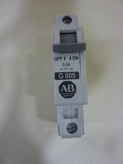 Used ALLEN BRADLEY 0.5 Amp Circuit Breaker 1492-CB1/G005 SER C #52182