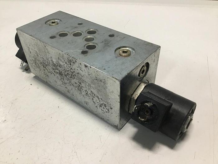 Used INDUSTRIAL MRO Valve HF960819Used #116249