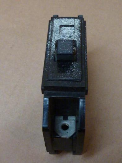 Used WESTINGHOUSE 20 Amp Circuit Breaker QUICKLAG QC120 #31371