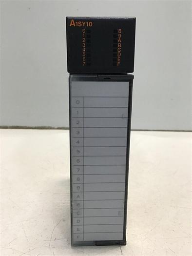 Used MITSUBISHI Output Module A1SY10 #125190