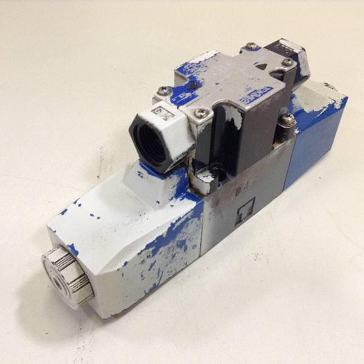 Used VICKERS Tokimec Directional Control Valve DG4V37CMP7H750 #80194