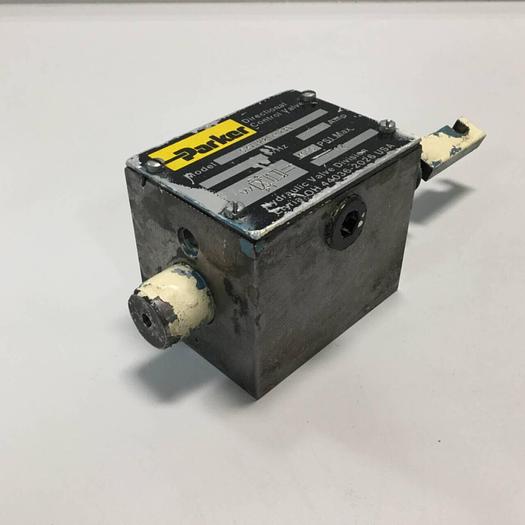 Used PARKER Directional Control Valve D3T1H21X4236 #93363