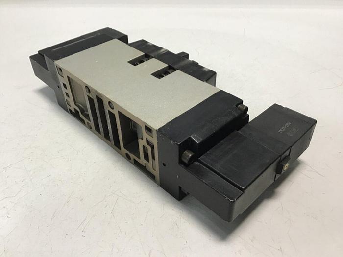 Used SMC Air Valve NUFS5310-5DZP #130719