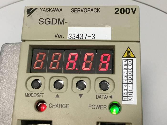 Used YASKAWA Servo Drive SGDM-04ADAY360 #92834