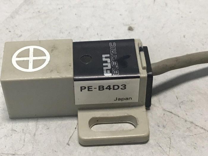 Used FUJI ELECTRIC Proximity Switch PE-B4D3 #128403