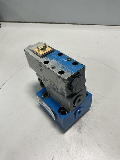 Used VICKERS DG4V-3-2AL-M-U-HL7-60