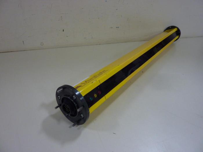 Used STI Light Curtain Transmitter MS4424X #57733