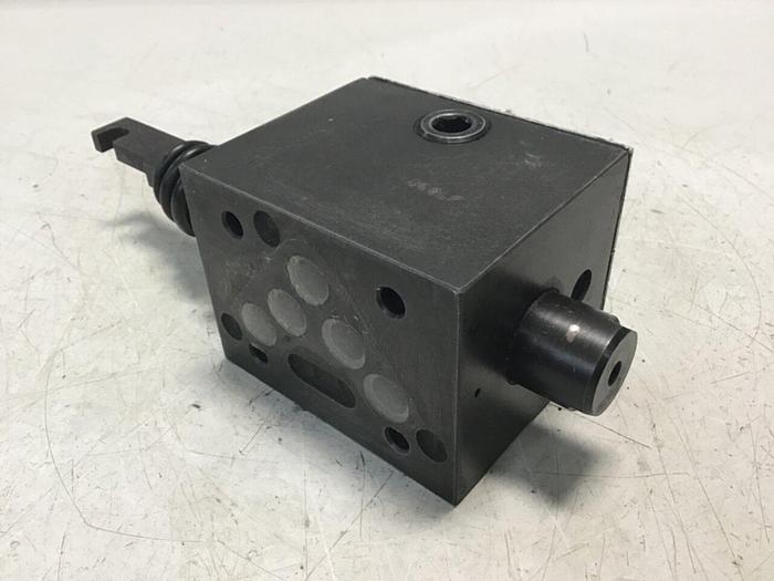 Used PARKER Directional Control Valve D3T1H21X4544 Used