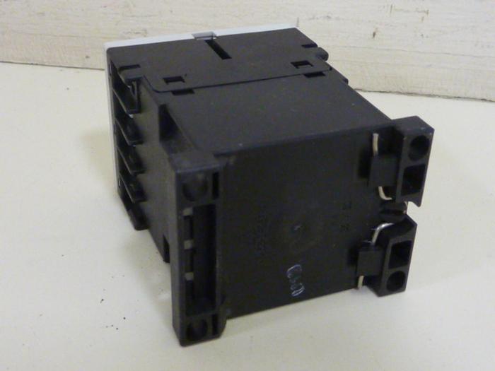 Used SIEMENS Contactor 3RT1016-1BB42 #63581