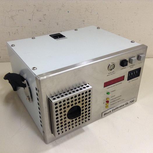 Used OMEGA Block Calibrator CL-700 Used