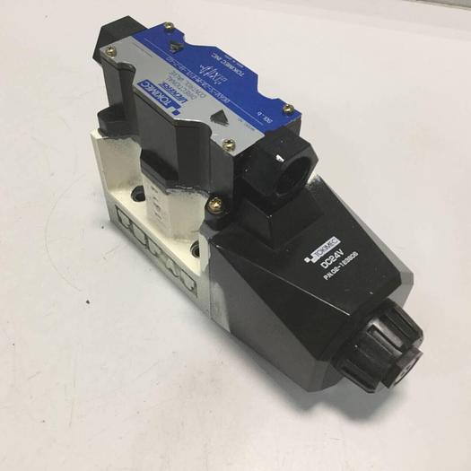 Used VICKERS Tokimec Directional Control Valve DG4V52AMP7LH740 #95333