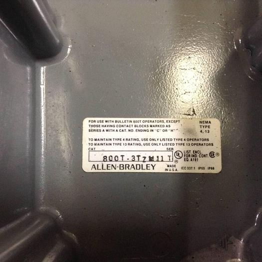 Used ALLEN BRADLEY Push Button Enclosure 800T-3TZM11 SER T #71187