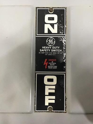 Used GENERAL ELECTRIC / GE 30 Amp Safety Switch TH3361 #125043