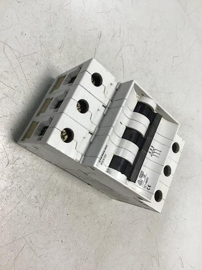 Used SIEMENS 6 Amp Circuit Breaker 5SX23C6 #122609