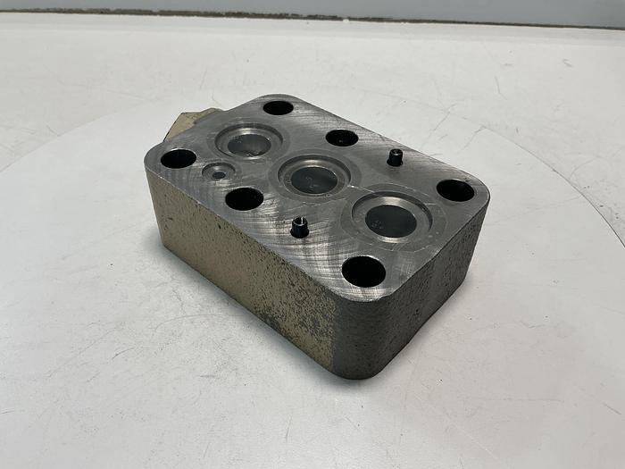 Used VICKERS URMC-06-11-S3