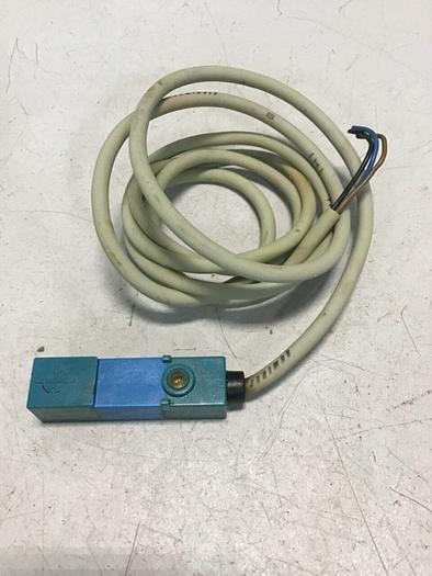 Used YAMATAKE Proximity Switch FL2-4A6S #128208