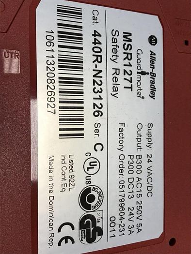 Used ALLEN BRADLEY Guardmaster Safety Relay 440R-N23126 SER C #140075