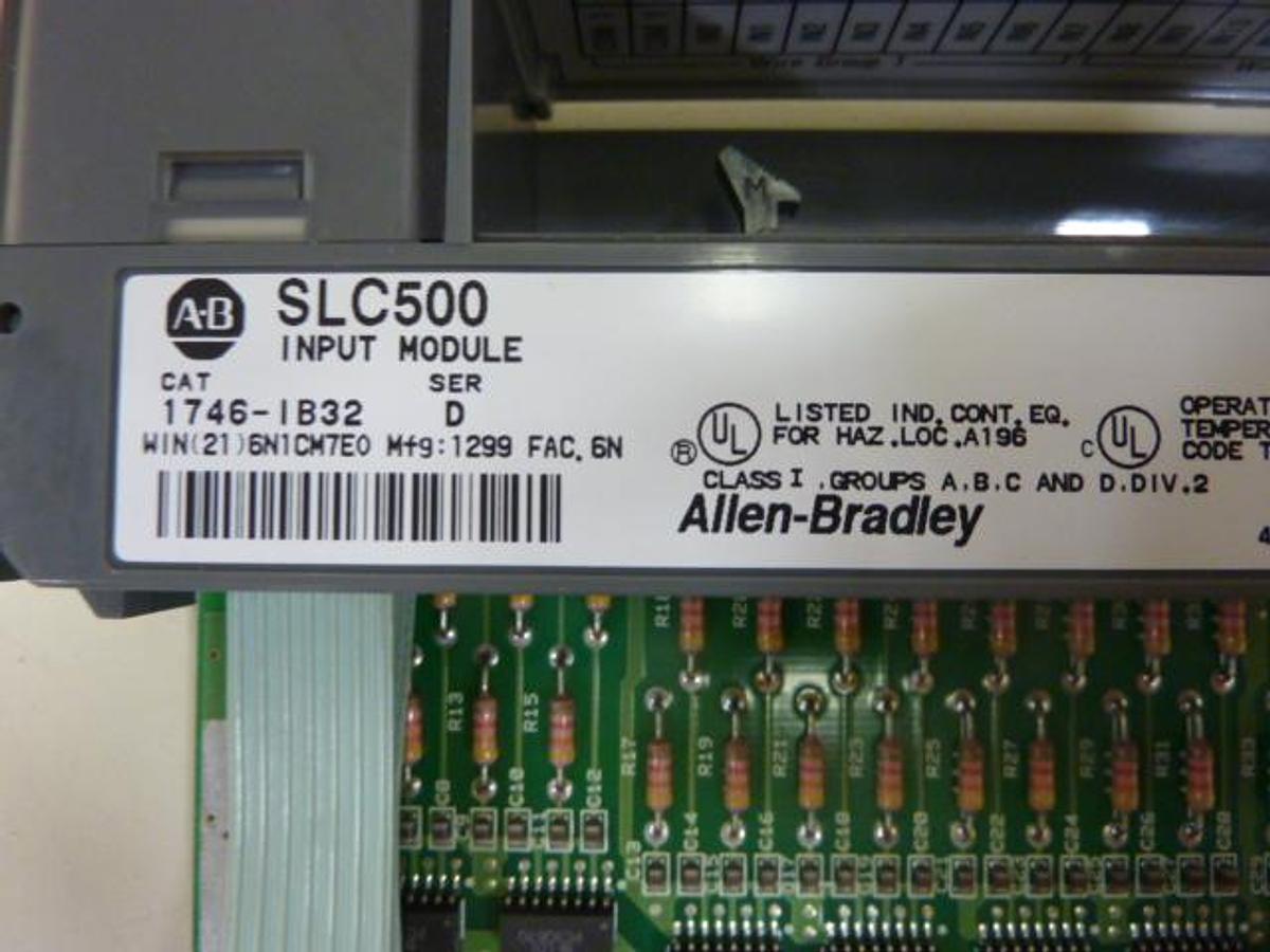 Used ALLEN BRADLEY Input Module 1746-IB32 SER D Used