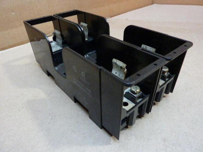 Used WESTINGHOUSE 30 Amp Double Fuse Holder W632HA #30052