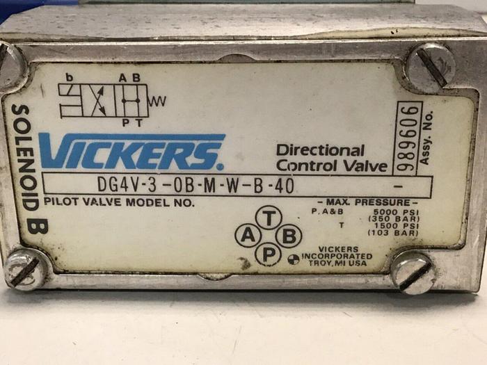 Used VICKERS Directional Valve DG4V-3-0B-M-W-B-40 USED