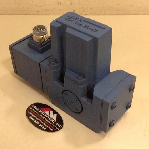 Used MOOG Hydraulic Valve D661Z2902G Used