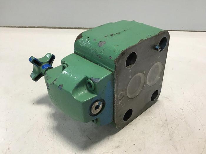 Used VICKERS Relief Valve CG10C30 Used #135618