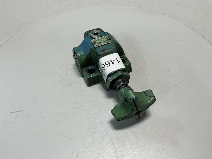 Used SPERRY VICKERS CGR02FK30