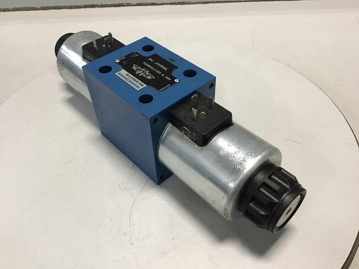 Used REXROTH Valve 4WE10Q32/CG24N9Z4 USED