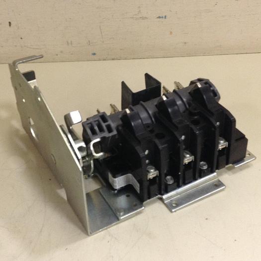 Used ALLEN BRADLEY Line Terminal Guard Disconnect 1494V-DS30 SER D #70204