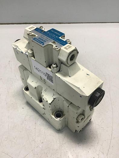 Used TOKIMEC Valve DG5V-7-31C-E-T-P7-H-80-JA94 Used