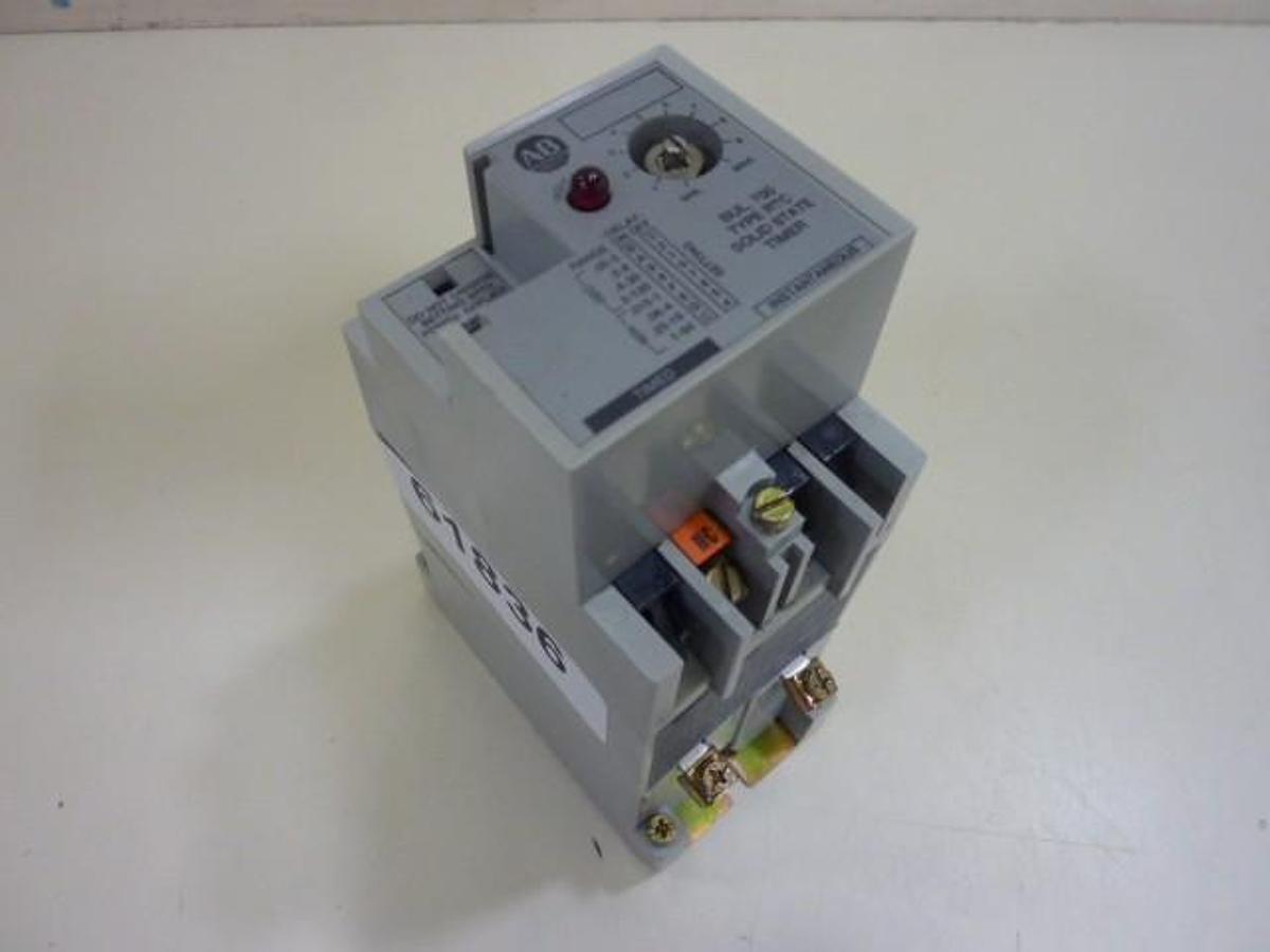 Used ALLEN BRADLEY Solid State Timer 700-RTC00010U1 SER A Used
