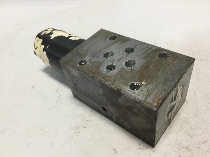 Used TOKIMEC Valve DGMXI-3-PP-CW-20-JA-S9 #104748