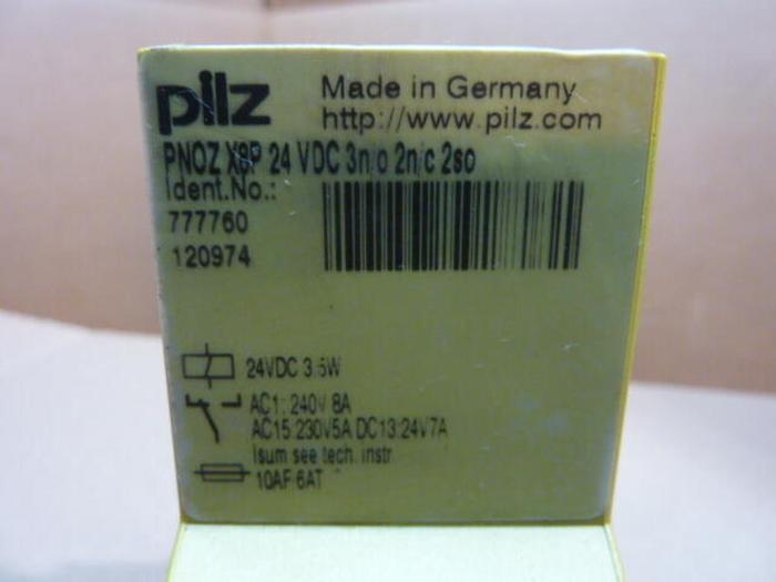 Used PILZ Safety Relay PNOZX8P24VDC3N/O2N/C2SO #36683