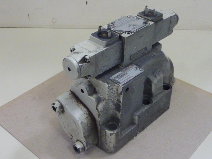 Used REXROTH Valve 4WEM22U606A624N9TK4V #49613