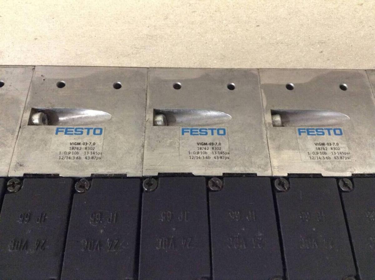 Used FESTO Control Block w/ Valves IFB8-03 USED