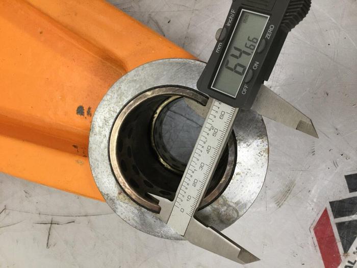 Used CINCINNATI MILACRON Crosshead 5042735 Used