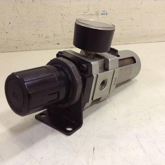 Used SMC Regulator w/ Gauge NAW3000-N02 #88101