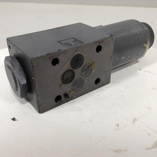 Used VICKERS Valve DG4V3S2AMUHL760EN490 Used