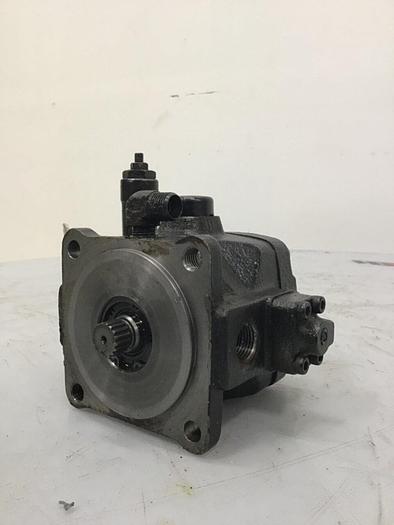 Used NACHI Variable Vane Pump VDC-11B-1A3-1A3-U-20 Used