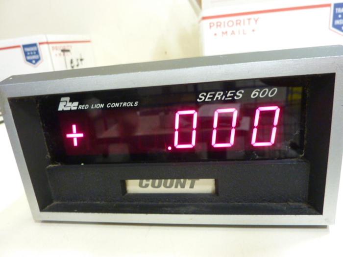 Used RED LION CONTROLS Digital Counter 5766202 #63391