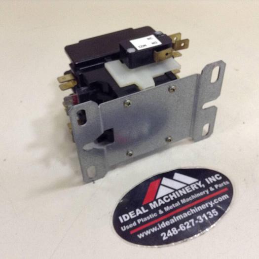 Used ARROW HART Contactor ACC133U20S11J #76015