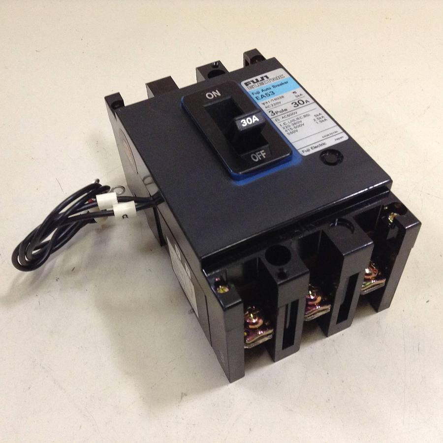 Used FUJI ELECTRIC 30 Amp Circuit Breaker EA53-30 Used