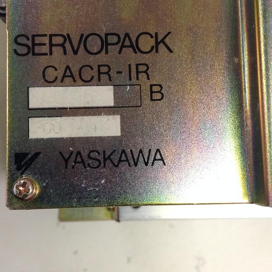 Used YASKAWA Servopack CACR-IR020202F Used