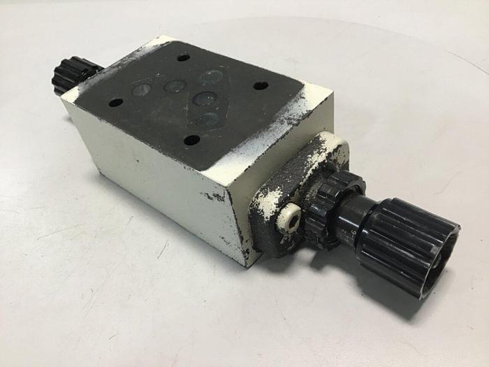 Used YUATSU SEIKO Modular Valve TMC-03-W-X-K-T50 #114966