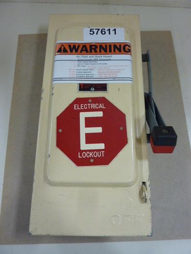 Used SQUARE D 30 Amp Safety Switch HU361 E2 #57611