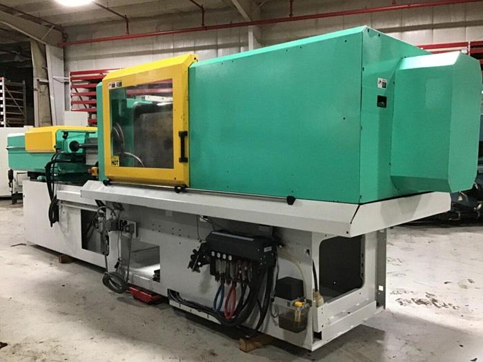 Used ARBURG 220 Ton Injection Molding Machine 570A 2000-800-50 USED
