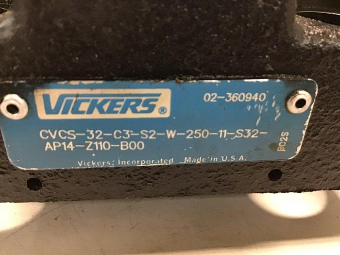 Used VICKERS Directional Valve DG4V-3S-2AL-M-U-HL7-60-EN490 Used