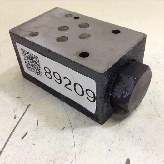 Used VICKERS Check Valve DGMDC 3 Y PK 41 #89209