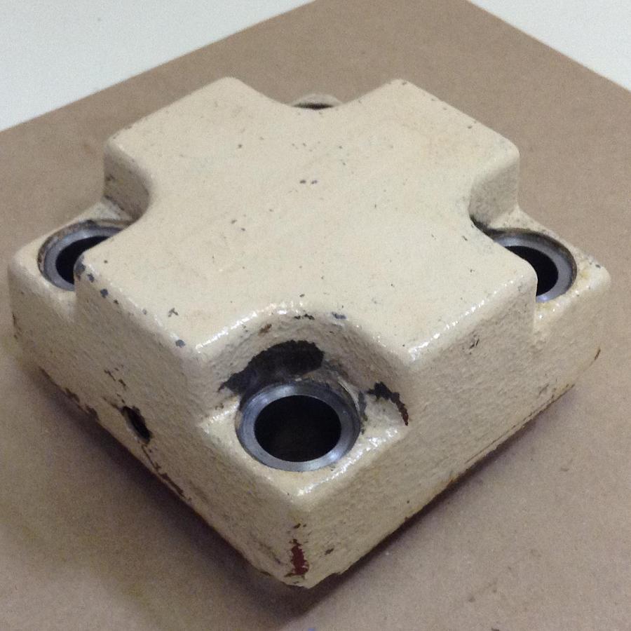 Used VICKERS Cartridge Valve CVC32NT3910JA Used